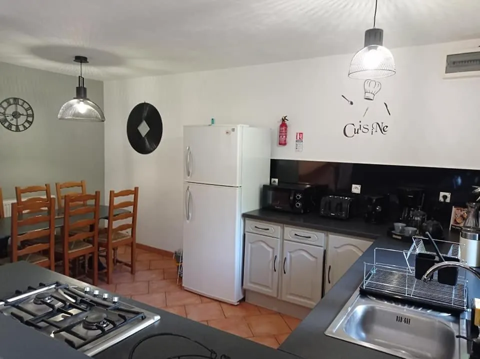 Les Gites Du Triskell, Gite Du Feu Sainte-Trephine 0*,  France